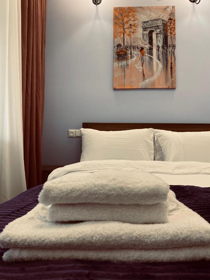 Guesthouse Relax In Kazbegi Eksteriør billede